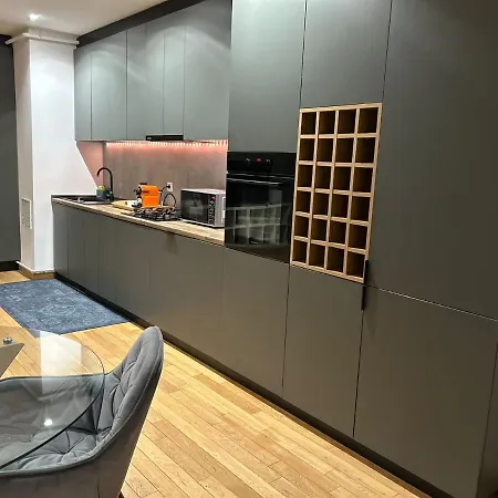 Appartement 365 In Boekarest