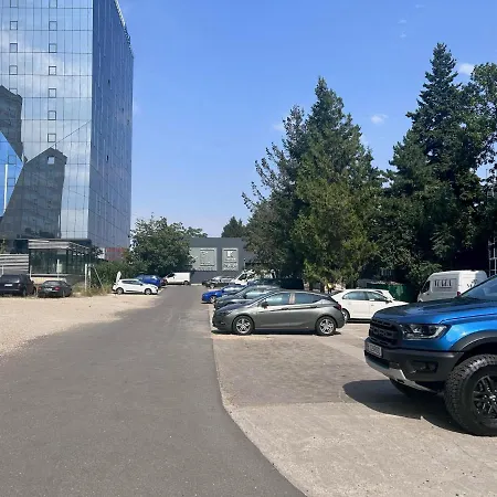 Апартаменты 365 In *